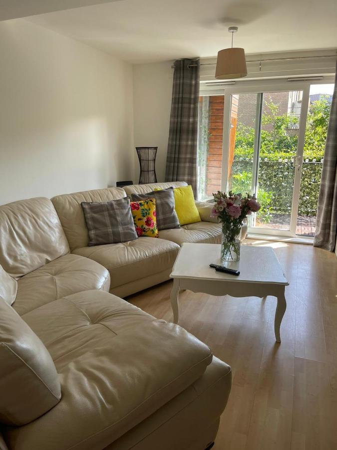 Pass The Keys Lovely 2Bedroom Flat With Balcony Эдинбург Экстерьер фото